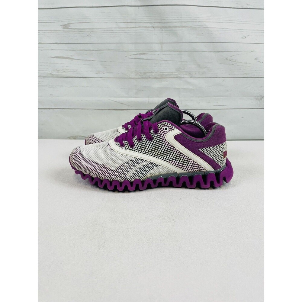 Reebok Purple/White Zignano Zig Zag Running Shoes Women’s Size 8.5